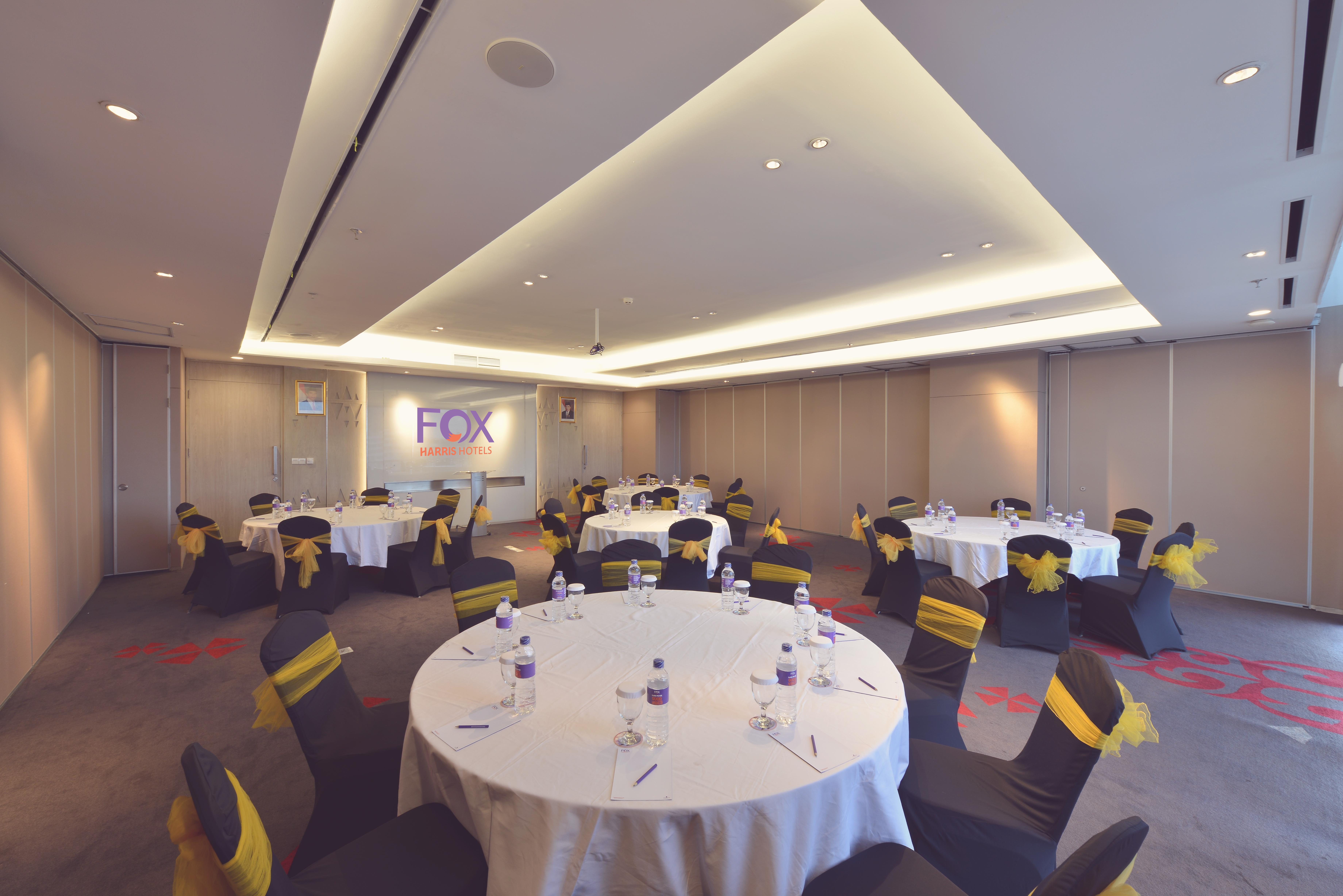Fox Hotel Pekanbaru Ngoại thất bức ảnh