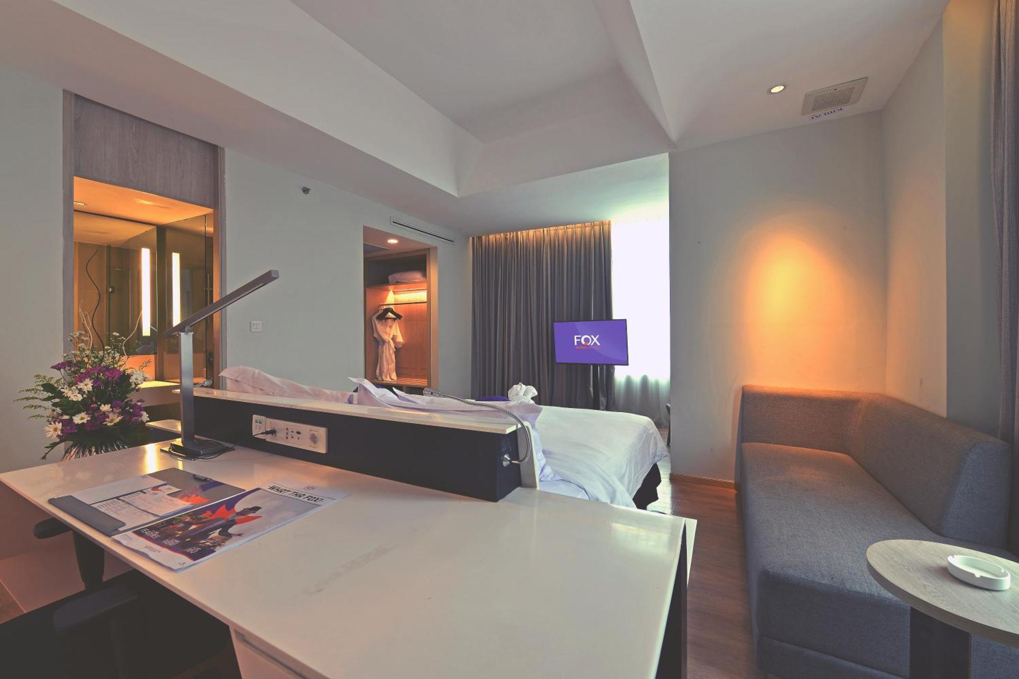 Fox Hotel Pekanbaru Ngoại thất bức ảnh