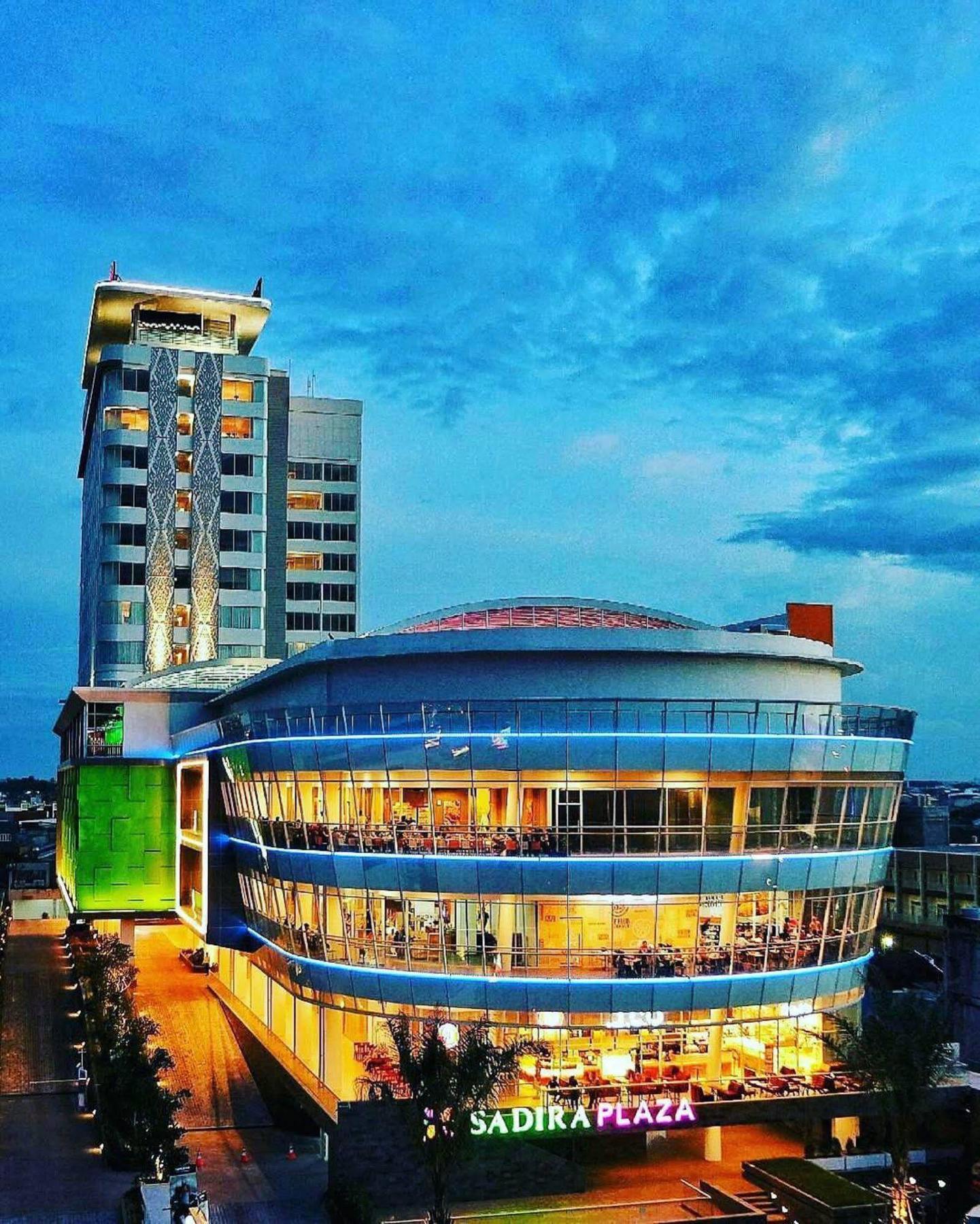 Fox Hotel Pekanbaru Ngoại thất bức ảnh